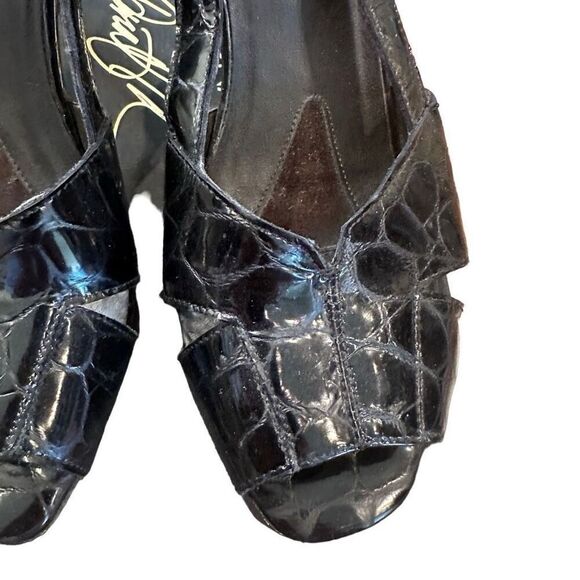 Donald Pliner classic black sling crocs back heels - size 8.5 - Picture 2 of 9